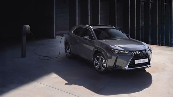 Lexus UX300e 2023 Review, All Electric EV 440km Reichweite WLTP 7.5s 0-100km/h Beschleunigung mit 150kw Leistung Rein Elektroauto