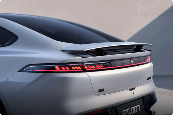 2024 leistungsstarker Dongfeng Eπ 007 200Pro EREV 200km CLTC 160kw Motorleistung 310N.m Drehmoment mit 7,2s 0-100km/h Beschleunigung