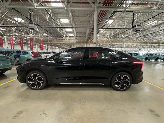 RHD 2024 JMEV Yi GSE Elektroautos mit einer Reichweite von 430 km und maximaler Leistung von 118 kW