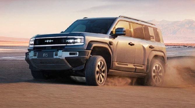 Neuer elektrischer Allradantrieb PHEV Byd Formel Leopard 5 mit maximaler Leistung von 505 kW und maximalem Drehmoment von 760 N·m.